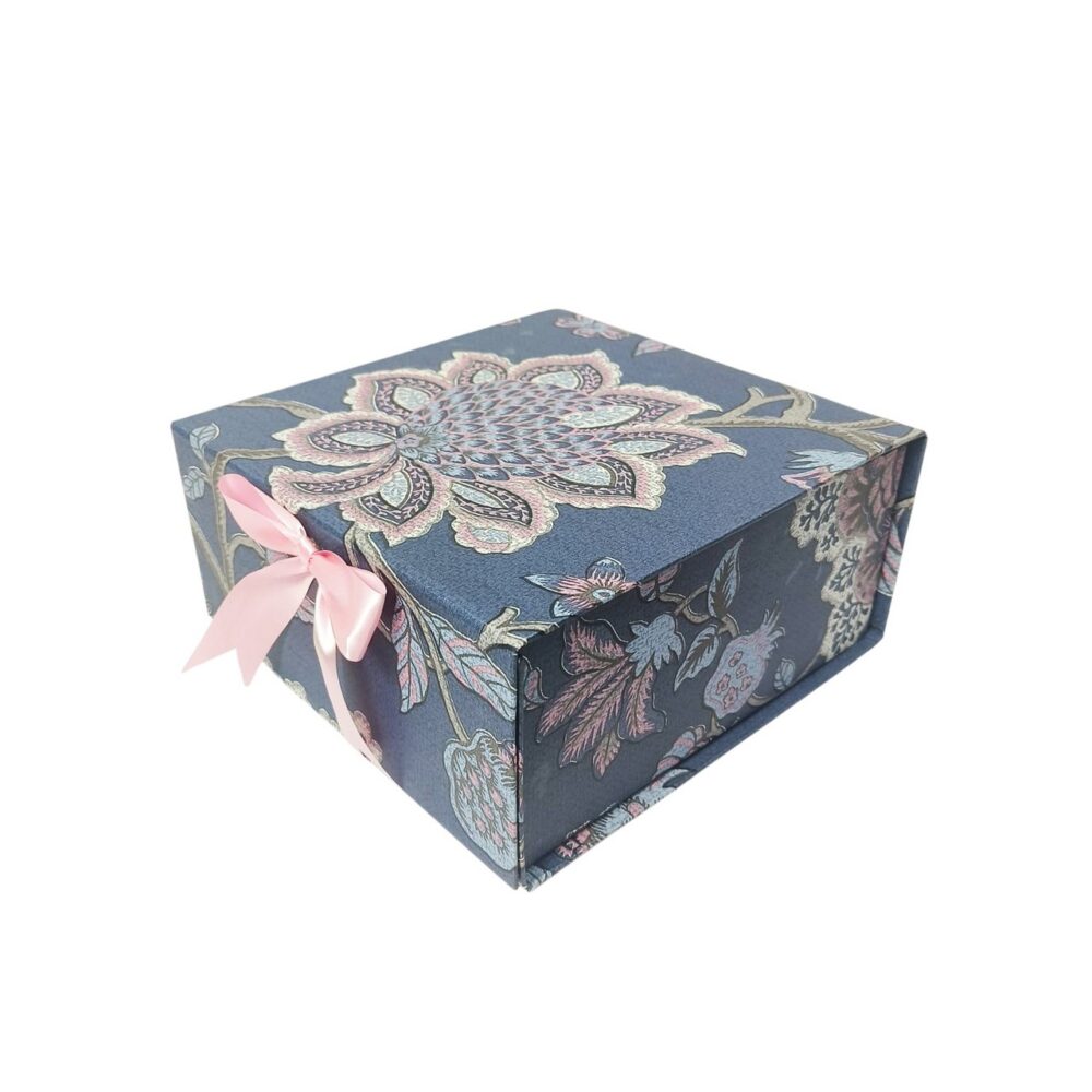 Premium Gift Hamper Box For All Occasion |8x8x4 inches/Foldable Magnetic 1016 - Image 3